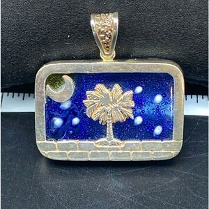 Ladies 925 silver and colored glass of South Carolina state flag